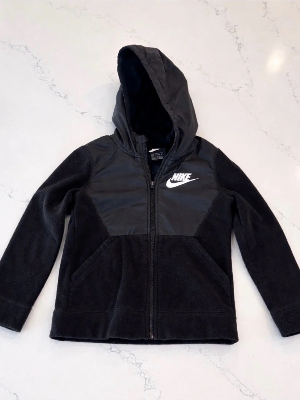 Nike Boys Black Zip-Up Hoodie Jacket Youth Size XS (6-7) Fleece Lined - Picture 1 of 5